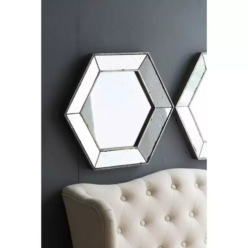 Specchio da parete esagonale argento, singolo, 21" x 18,6"