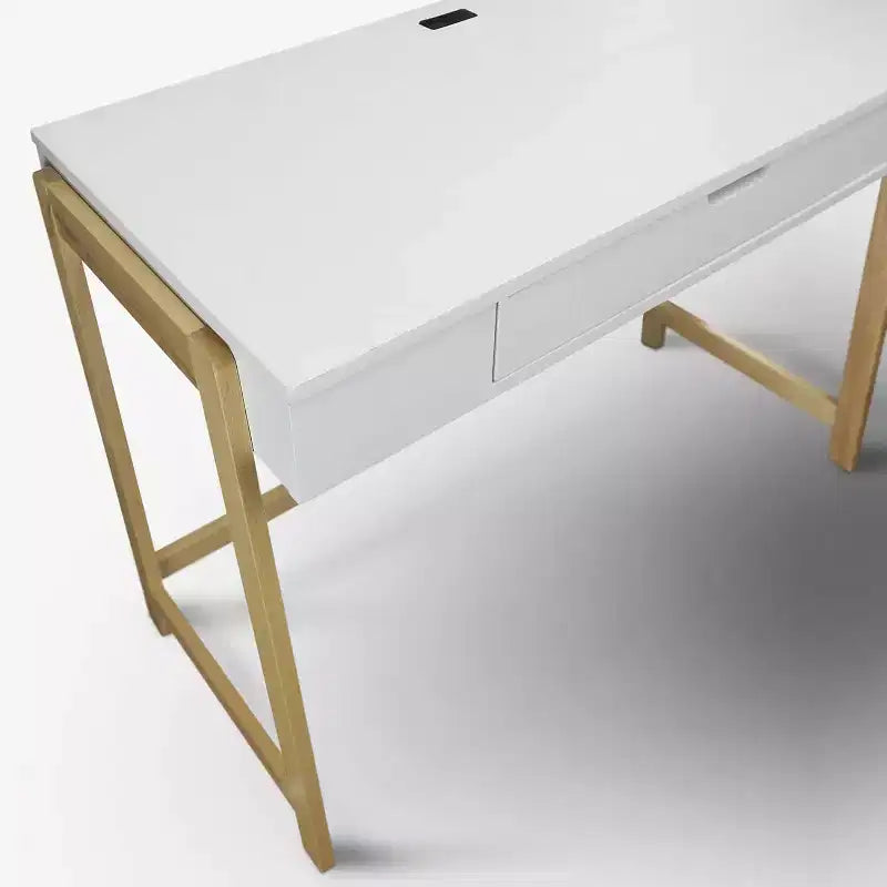 Scrivania per computer in legno di gomma marrone, senza cassetti, per 1 persona