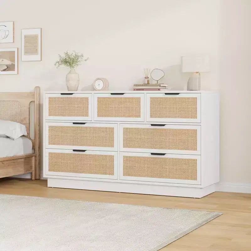 Comò e porta TV in rattan a 7 cassetti marrone/bianco, per 1